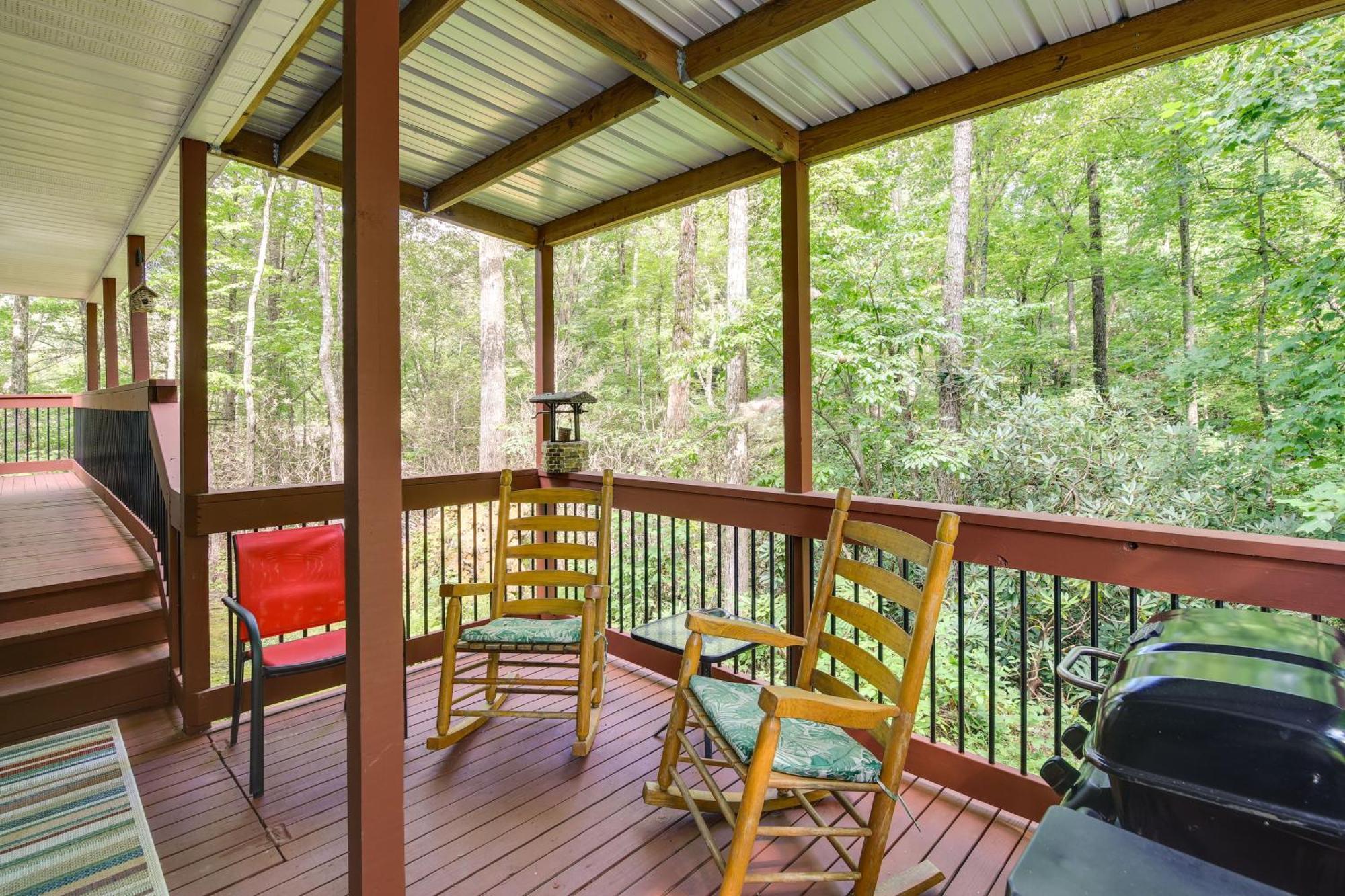 Quaint Smoky Mountain Cabin - 4 Mi To Gatlinburg! المظهر الخارجي الصورة